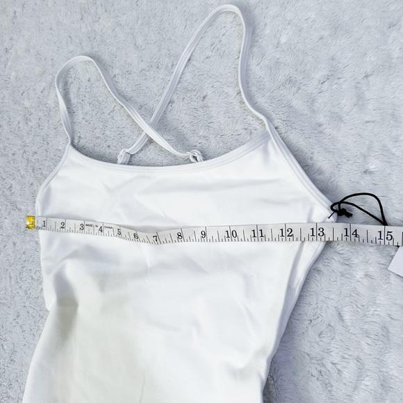 NWT- WeWoreWhat Sport Cami Cross Back Optic White - Picture 12 of 12